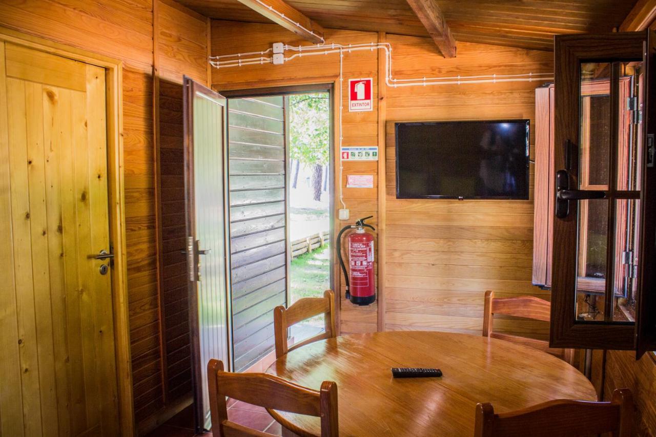 Xisto Camping Janeiro de Baixo エクステリア 写真